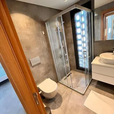 Sakin Ve Huzurlu Bir Tatil Icin… Hotel Çeşme
